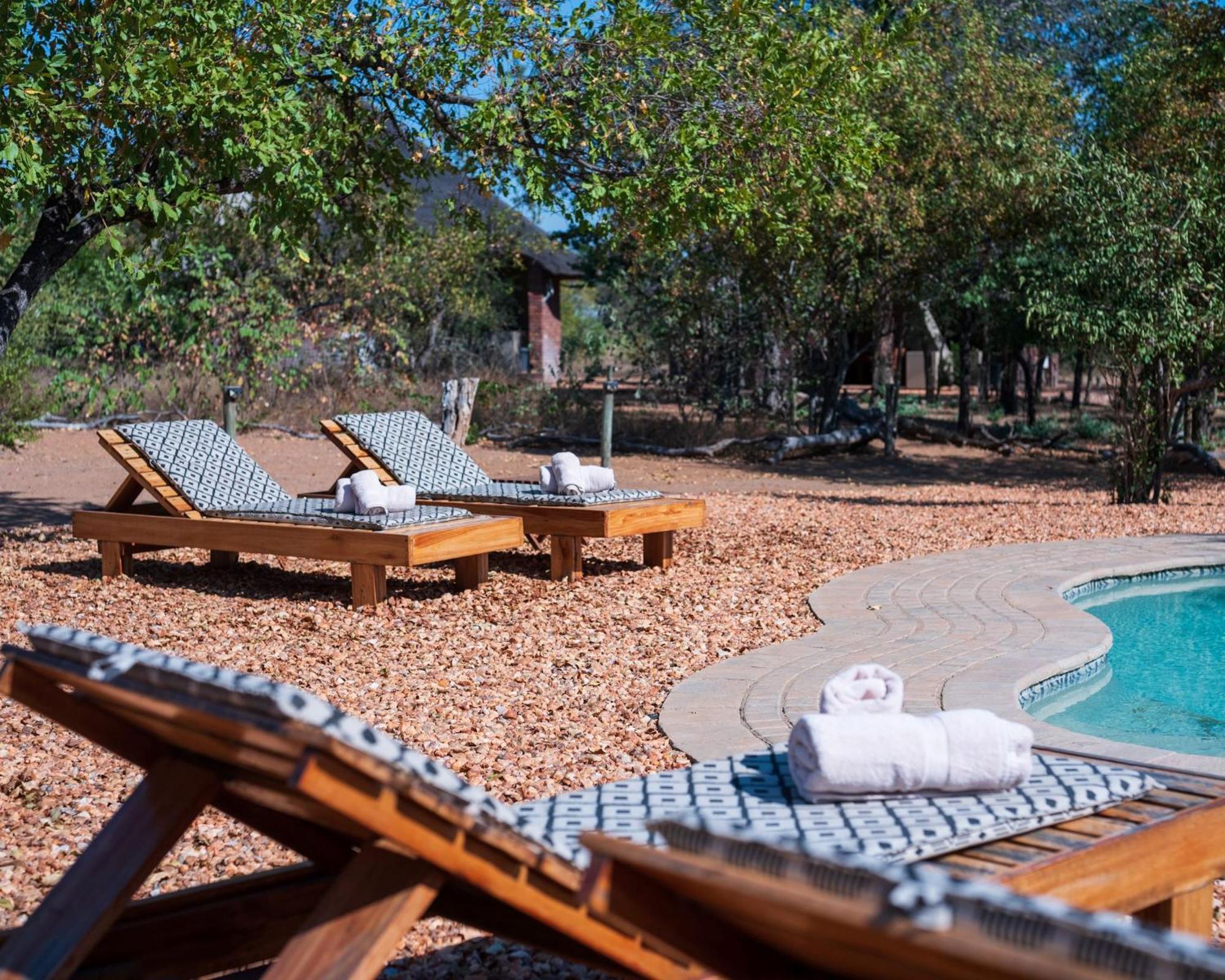 Masorini Bush Lodge & Safari Tents ファラボルワ エクステリア 写真