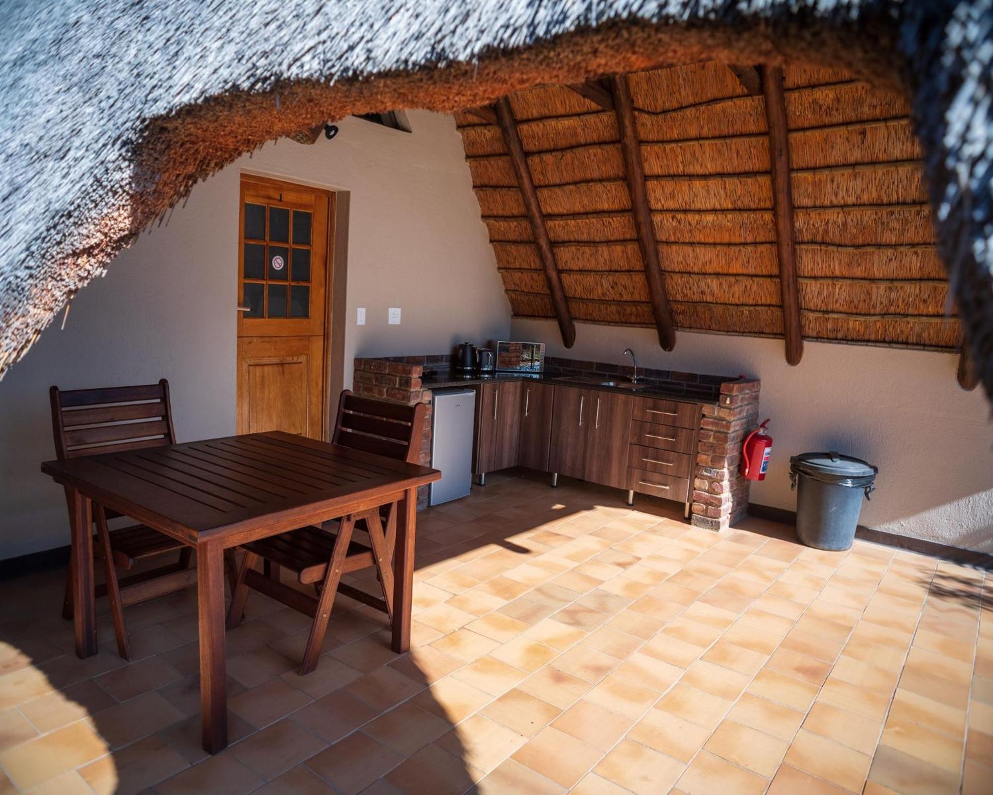 Masorini Bush Lodge & Safari Tents ファラボルワ エクステリア 写真